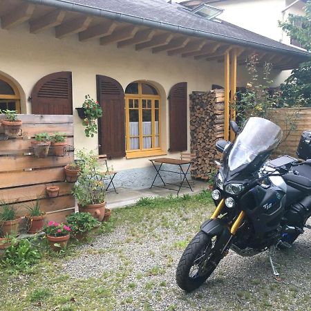 Charmant Appartement Sur Cour, Le Berlingott Баньер-де-Бигор Экстерьер фото