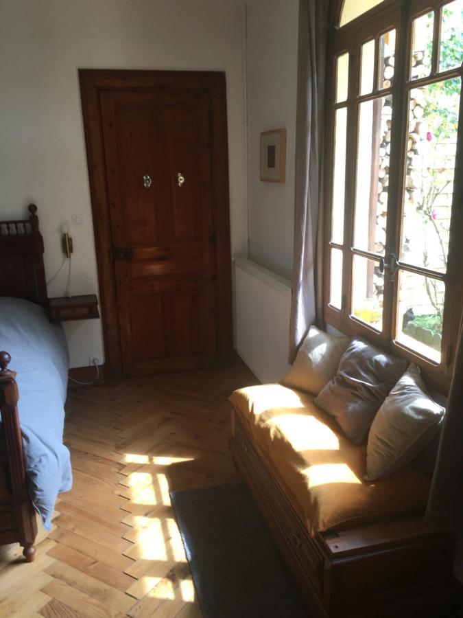 Charmant Appartement Sur Cour, Le Berlingott Баньер-де-Бигор Экстерьер фото