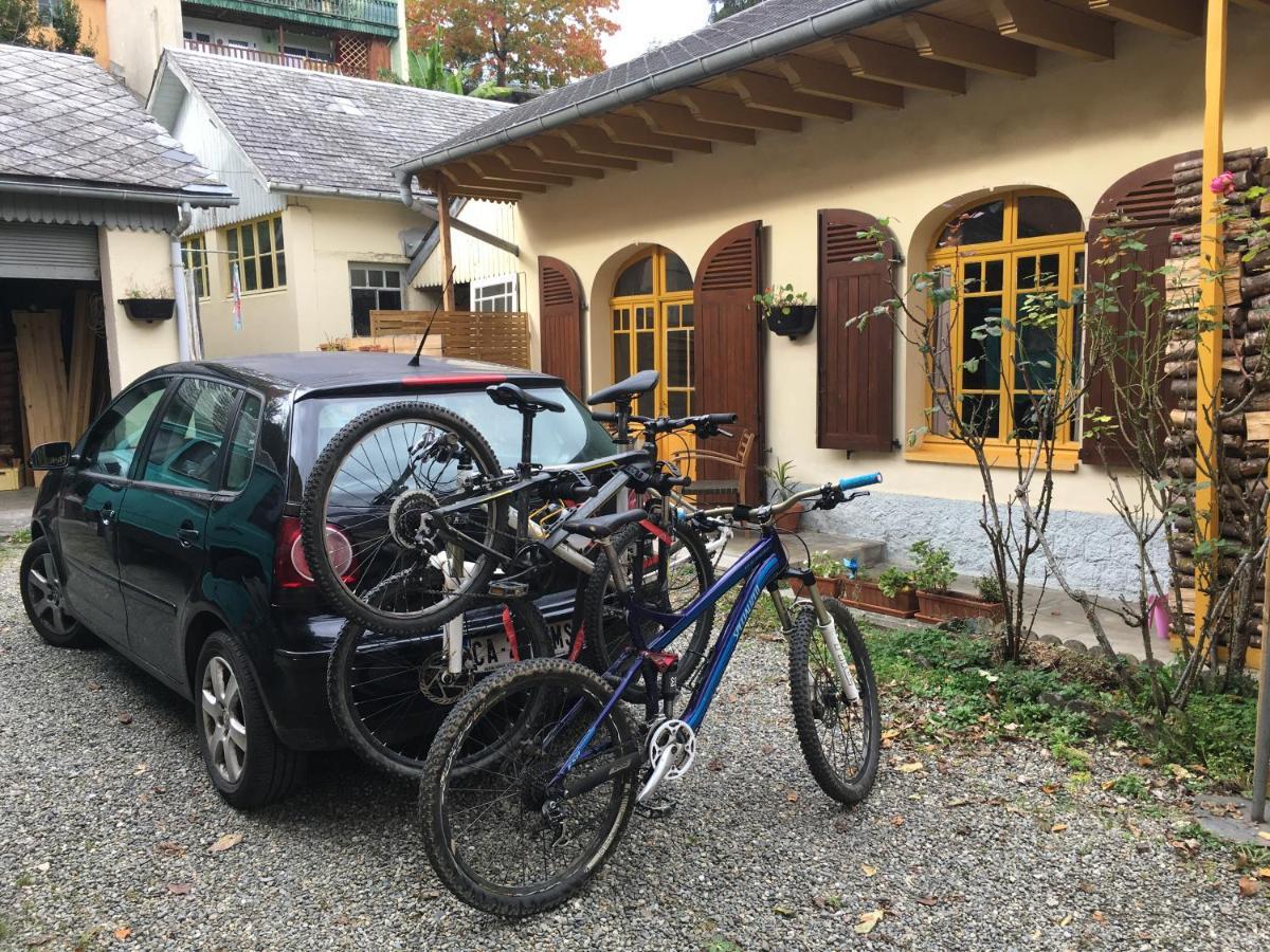 Charmant Appartement Sur Cour, Le Berlingott Баньер-де-Бигор Экстерьер фото