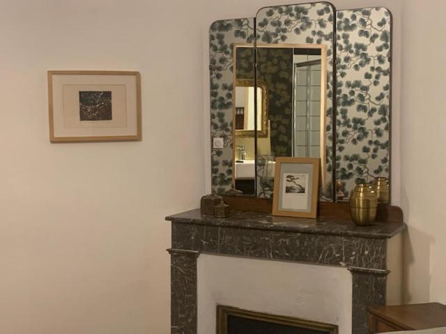 Charmant Appartement Sur Cour, Le Berlingott Баньер-де-Бигор Экстерьер фото